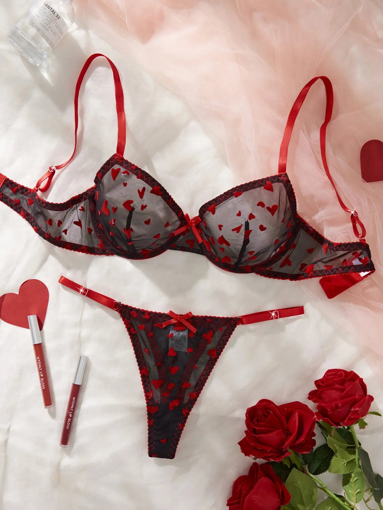 New European and American sexy lingerie black love mesh see-through pure temptation Valentine's Day sexy suit Alice Thong