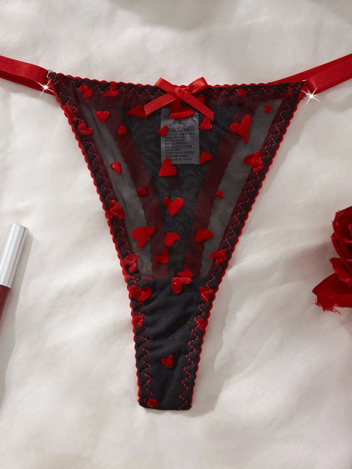 New European and American sexy lingerie black love mesh see-through pure temptation Valentine's Day sexy suit Alice Thong
