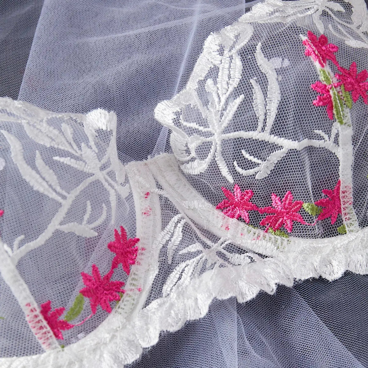 New European and American source sexy lingerie set pure desire series see-through gathered bra three-point panties mesh dress for women Alice Thong