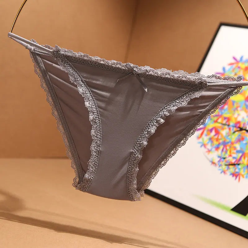 New style ice silk seamless Japanese sexy thin belt underwear for women European and American pure cotton crotch low waist lace edge girls plus size Alice Thong