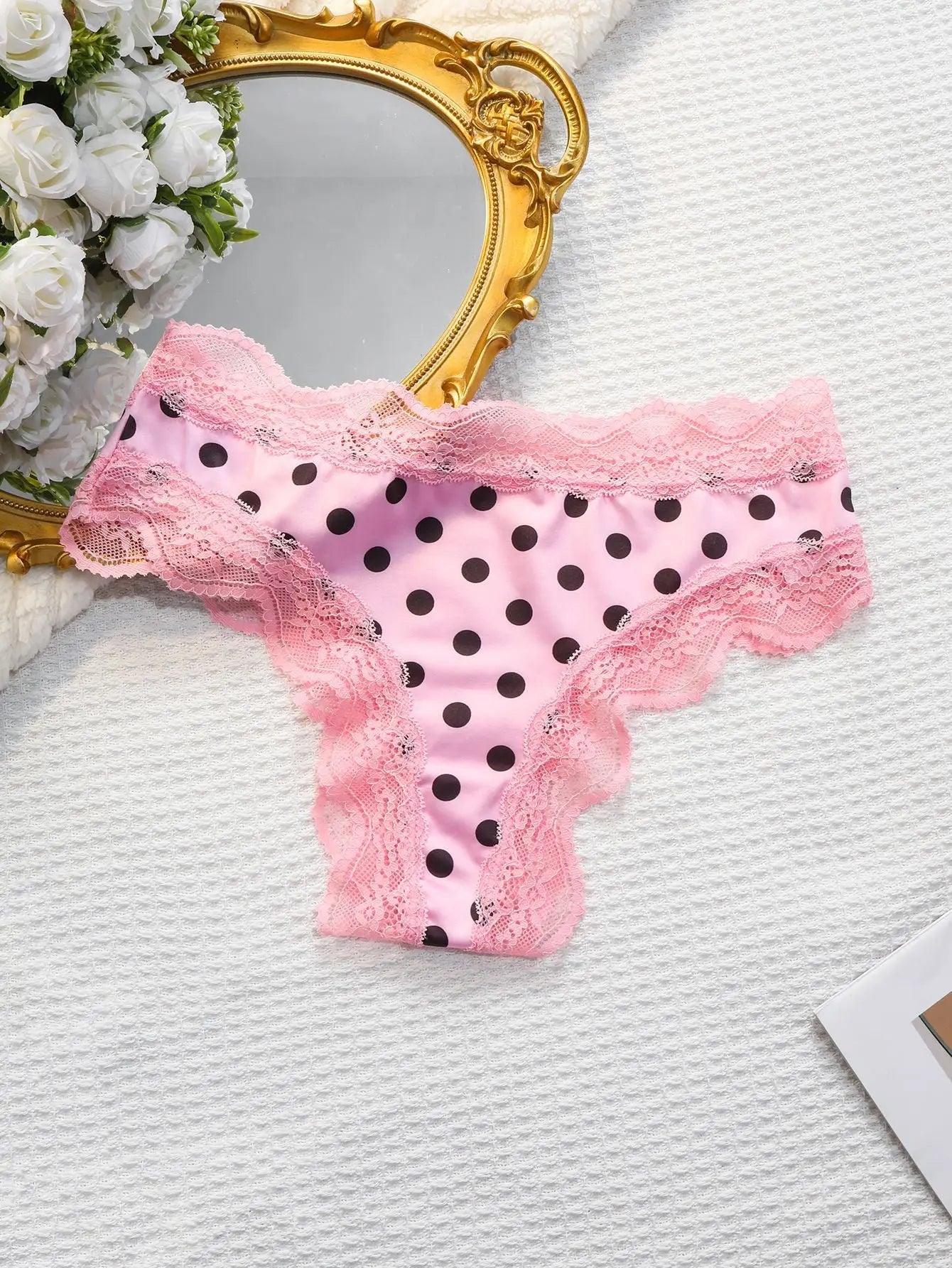 New women's Japanese style sweet girl triangle underwear polka dot milk silk thong low waist lace comfortable cotton crotch Alice Thong