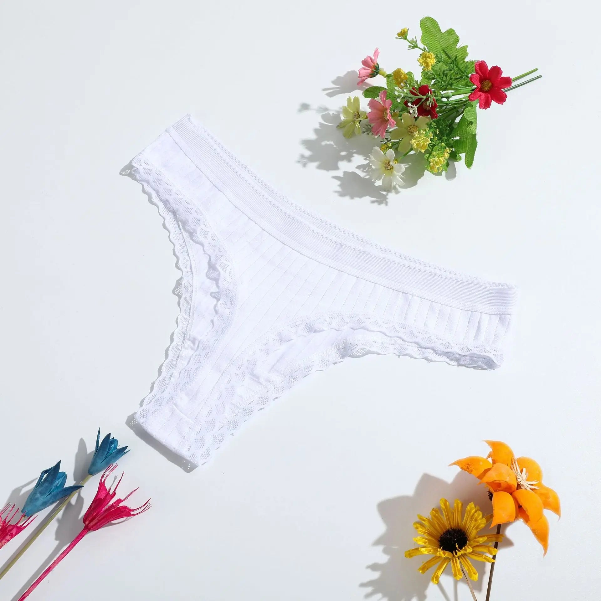 New European and American low-rise thong, girls' ironing beaded pure cotton underwear, lace lace women's T-shaped pants - Alice Thong