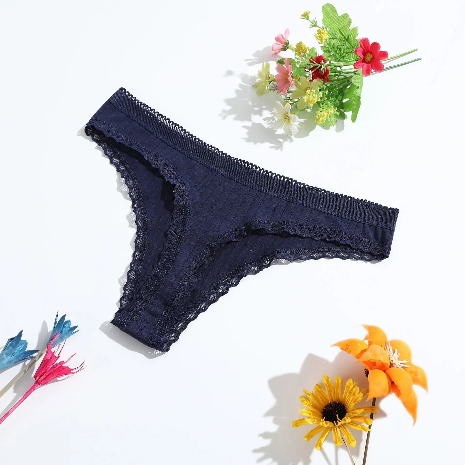 New European and American low-rise thong, girls' ironing beaded pure cotton underwear, lace lace women's T-shaped pants - Alice Thong