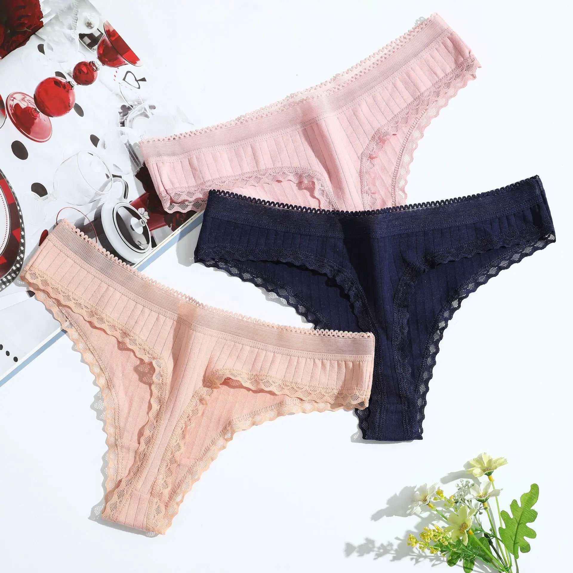 New European and American low-rise thong, girls' ironing beaded pure cotton underwear, lace lace women's T-shaped pants - Alice Thong
